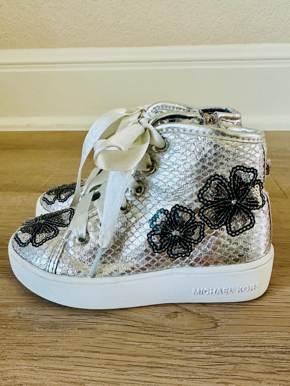 Michael Kors Kids Metallic Silver High-Top Sneakers Black Floral Sequin Appliqué